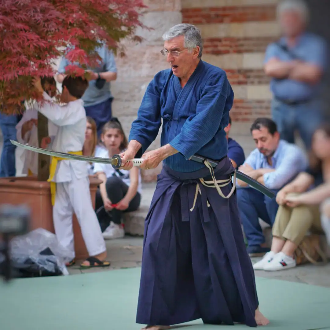 Luigi Carniel durante la pratica